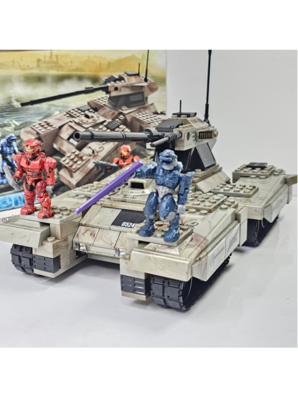 Mega Bloks Halo Wars UNSC Scorpion Tank 96807, 2 Mini Figs, Instructions